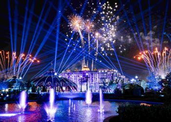 ¿Te quedas hasta el cierre? Universal Celestial Goodnight convierte las noches de Epic Universe en una experiencia inolvidable