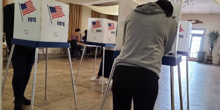 Oficialmente calificados varios candidatos hispanos apuntan hacia elecciones venideras