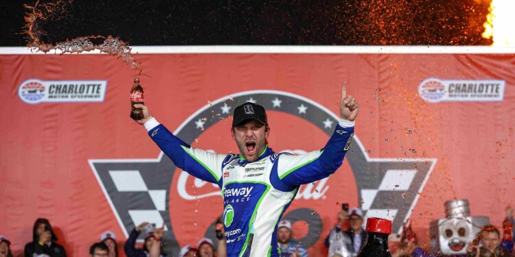 Cabeza fría y pies en la tierra para Daniel Suárez en la mejor temporada de su carrera en la Cup Series