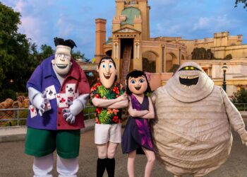 ¡Halloween llega a SeaWorld Orlando con Drac, Mavis y una nueva experiencia de Hotel Transylvania!