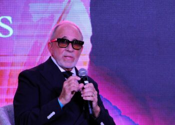 Emilio Estefan habla sobre el futuro de Cuba: “Estamos viviendo un momento histórico”