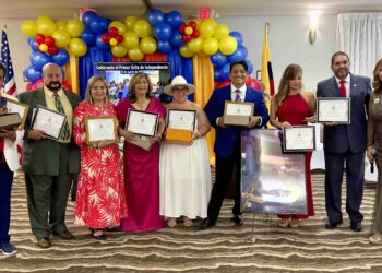 El Comité Cívico Ecuatoriano de Florida Central celebra una década de ayuda social