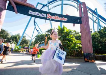 Spooktacular regresa con dulces, disfraces, personajes y una nueva experiencia que llevará a las familias al mundo de Drac y Mavis
