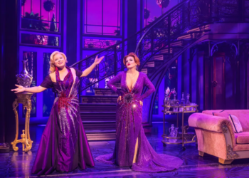 “Death Becomes Her” llega por primera vez a Florida con una historia de belleza, rivalidad y venganza
