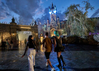 Universal Nights llega a Epic Universe con una nueva experiencia nocturna