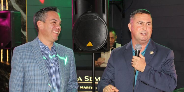 Aguilar respalda a Darren Soto y llama a los votantes hispanos a participar en una contienda clave en Osceola