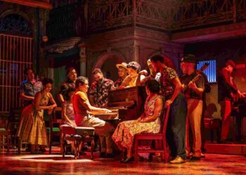 Dazzling Nights regresa a Orlando con más luces, música y magia navideña