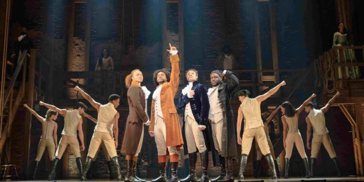 “Hamilton”: diversidad, sueños de inmigrantes y revolución sobre el escenario