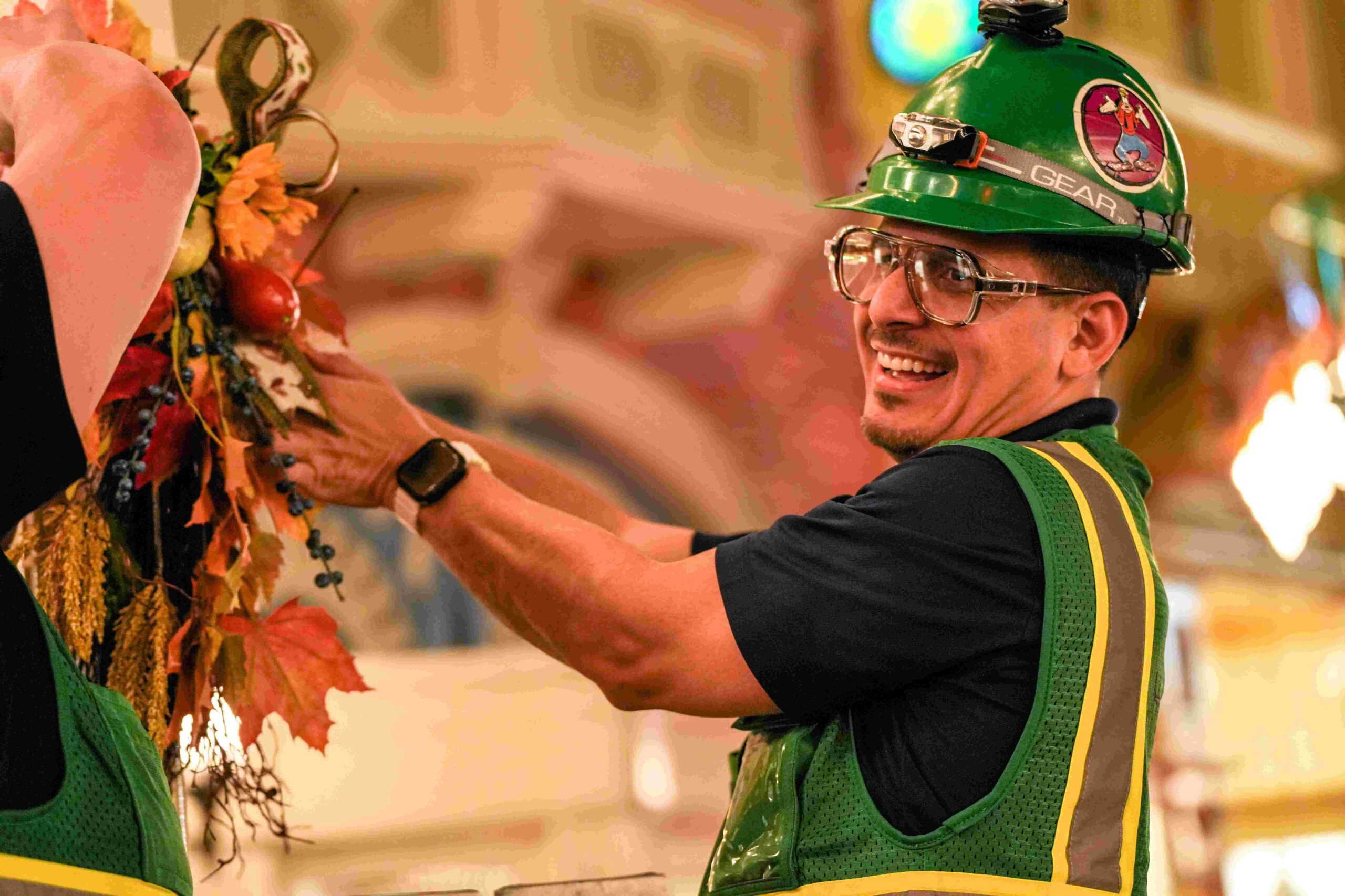 Así crean los empleados de Disney la magia de Halloween en Walt Disney World