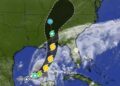 Isaías gana fuerza en el Golfo y aumenta la amenaza para Florida