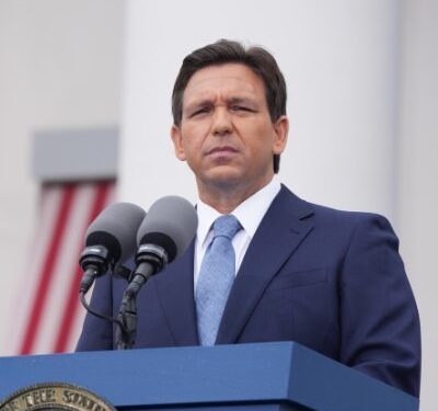 DeSantis declara estado de emergencia en 25 condados de Florida ante tormenta en el Golfo